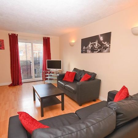 Town Or Country - Clench Street Apartment Southampton Bagian luar foto
