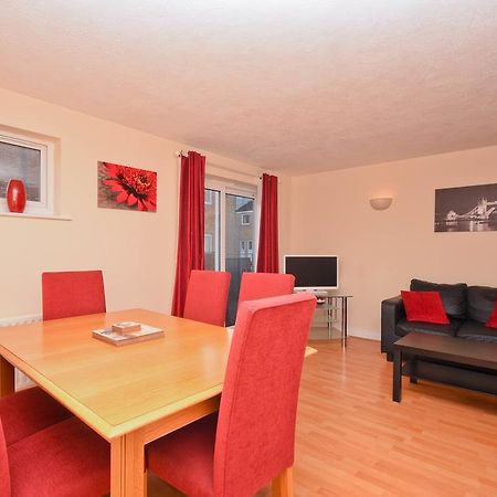 Town Or Country - Clench Street Apartment Southampton Bagian luar foto