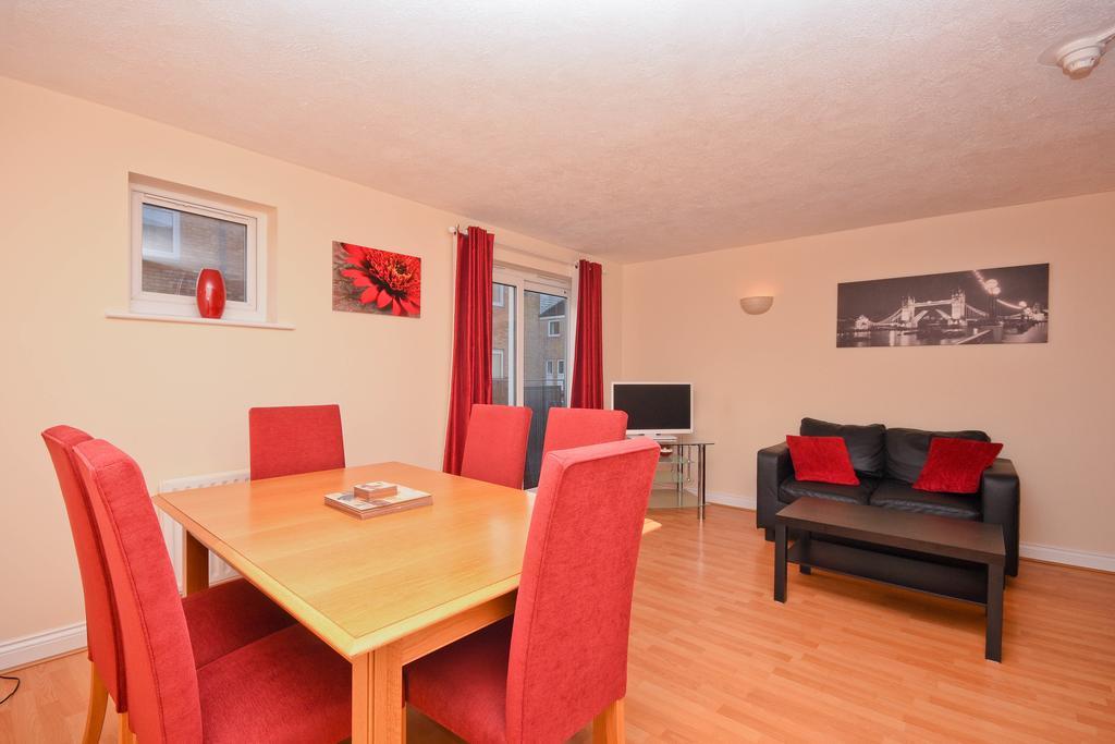 Town Or Country - Clench Street Apartment Southampton Bagian luar foto