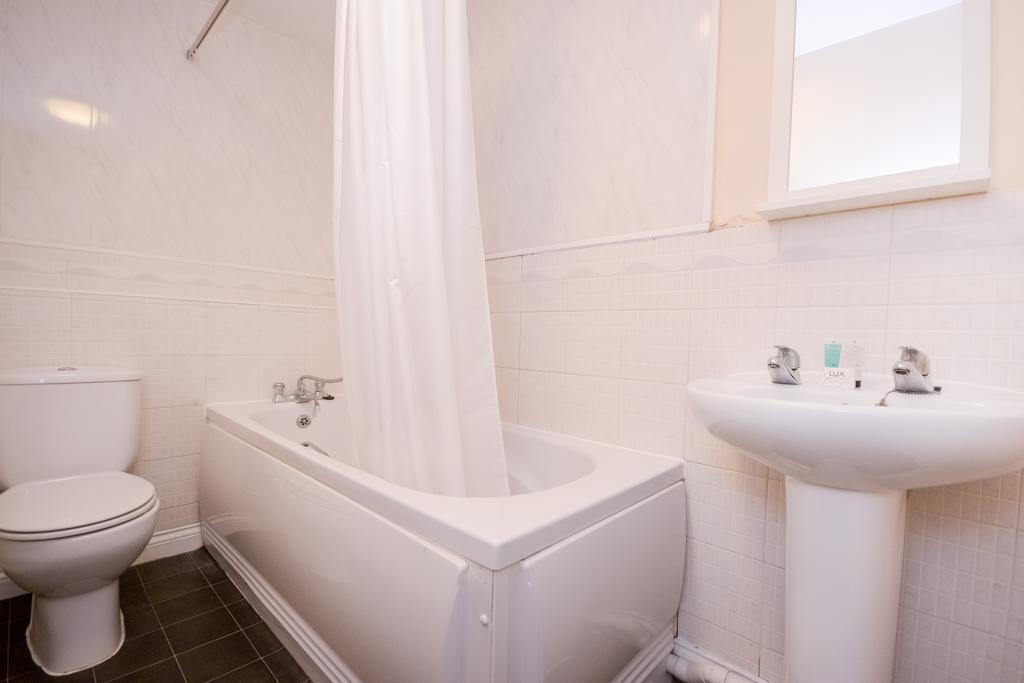 Town Or Country - Clench Street Apartment Southampton Bagian luar foto